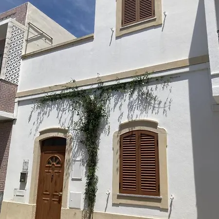 Casa Pombalinho, An Old Fisherman Cottage Fuzeta Exterior photo